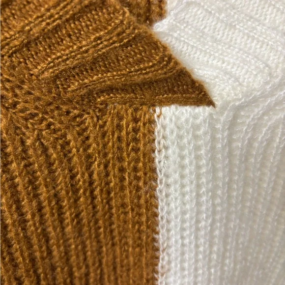 Altar’d State Two-Tone Brown and White Sweater - Picture 4 of 4